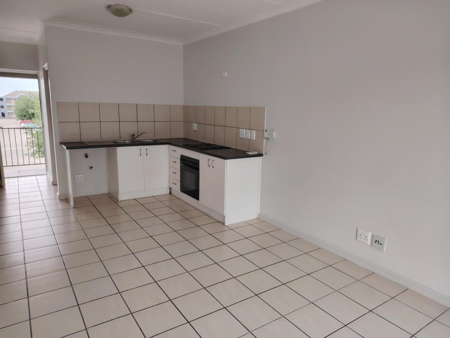 To Let 2 Bedroom Property for Rent in Buhrein Western Cape